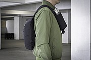 Crossbody batoh Brandcharger, černá