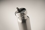 Dvoustěnná vakuově izolovaná láhev 660 ml, stříbrná