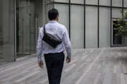 Udržitelná elegantní crossbody taška BrandCharger, černá
