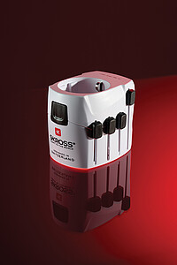 Světový cestovní adaptér 3-pólový, bílá