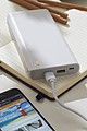 Plastová powerbanka s kapacitou 20 000 mAh, bílá