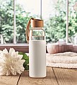 Skleněná láhev 500ml se silikonovým obalem, bílá