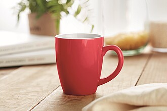 300 ml keramický hrnek v kartonovém dárkovém boxu, červená