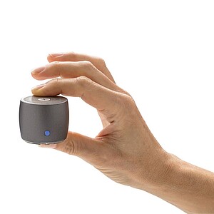 Basový reproduktor z recyklovaného hliníku