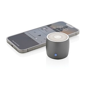 Basový reproduktor z recyklovaného hliníku