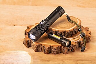 Baterka CHARGELIGHT ZOOM dobíjecí s COB světlem, 2módy svícení, vč.nabíjecího kabelu, černá