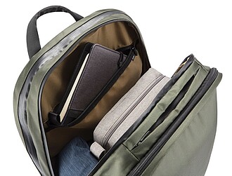 Batoh z odolných materiálů, zelený