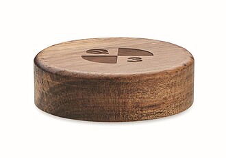 Bezdrátová nabíječka s povrchem z akátového dřeva