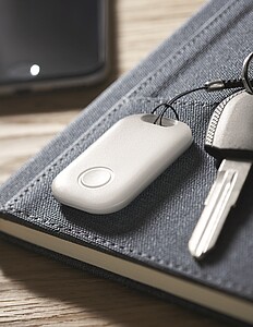 Chytrý lokátor, bílá