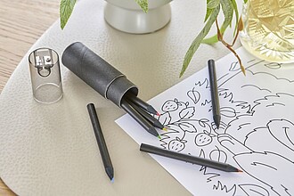 DEMURO Sada 6 pastelek v černé krabičce