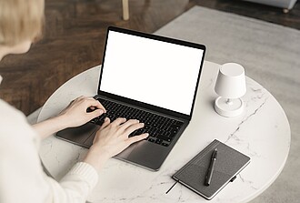 DIALUZ Dobíjecí výsuvná stolní USB lampa, bílá