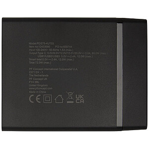 Dobíjecí stanice z recyklovaného plastu