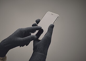 GANTERO Pletené rukavice z recyklovaného polyesteru, tmavá námořní modrá