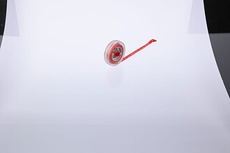 HAKAN Svinovací metr, délka 1,5 m, červená