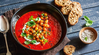 Hrníčková kuchařka nástěnný kalendář 2026