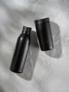 Láhev na vodu 600ml z nerezové oceli, černá