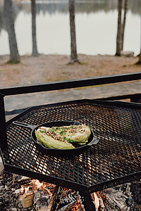 Litinová pánev, 27cm