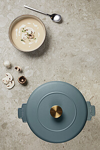 Litinový hrnec 5,5l, modrá