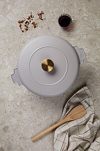 Litinový hrnec 5,5l, šedá