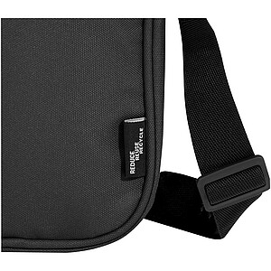 Malá taška přes rameno z recyklovaného polyesteru, černá