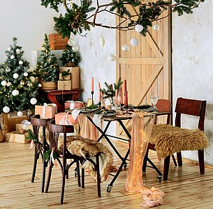 Nástěnný kalendář Hygge 2025 včetně laše