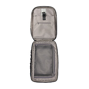 Outdoorový batoh, černá