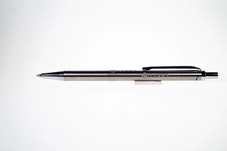 PIERRE CARDIN AMOUR Kovové kuličkové pero, stříbrná