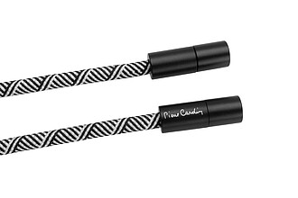 PIERRE CARDIN AUDREY Nabíjecí kabel s držákem na telefon, černá/bílá