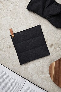 Podložka pod hrnec s poutkem, černá