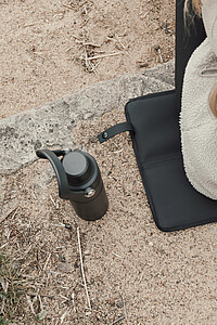 Podsedák VINGA, černá