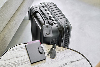 Recyklovaná visačka, černá