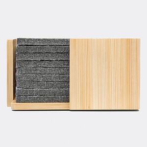 Sada 10 podtácků z RPET plsti v bambusovém stojánku