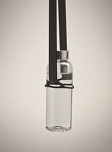 Šňůrka na krk s držákem na 6cm kelímku, černá