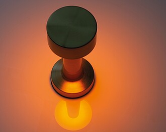 Stolní lampa z nerrzové oceli s baterií, růžová