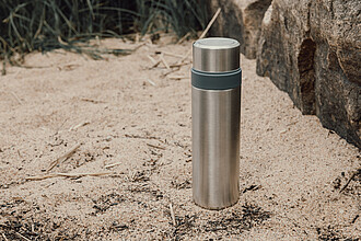 Termoska VINGA s dvojitou stěnou 750 ML, stříbrná