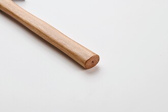 Tesařské kladivo, světle hnědá