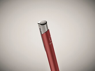 Tlačítkové kuličkové pero z recyklovaného hliníku, modrá náplň, červená