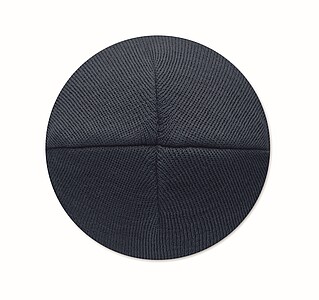 Unisex čepice z RPET, tmavá námořní modrá