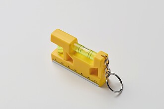 Vodováha z ABS jako přívěsek, žlutá